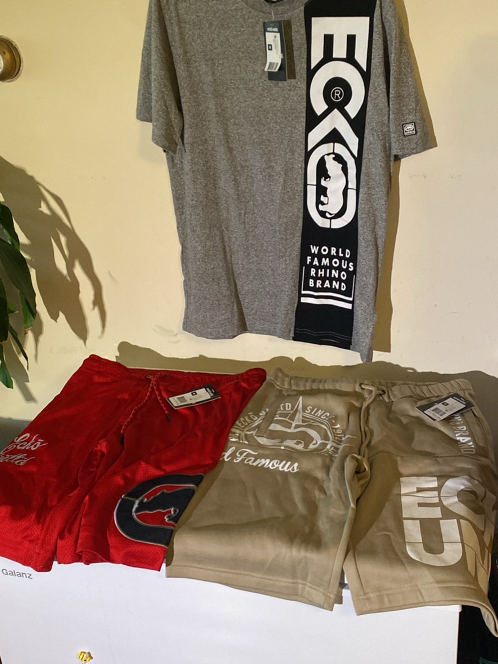 Ecko Unltd. Bundle Grey Logo Tee & Two Casual Shorts Bundle - Red, Khaki
